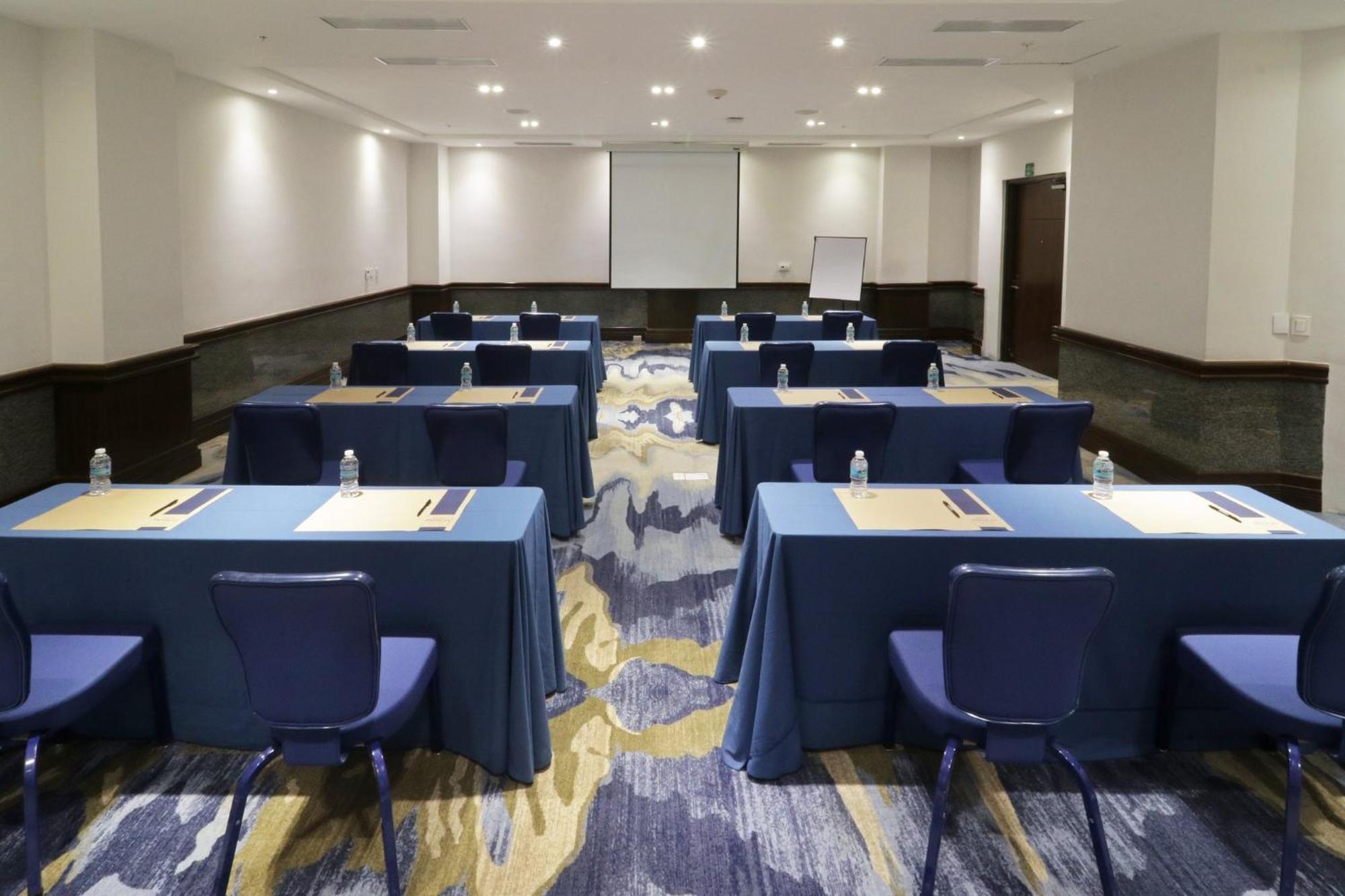 Hotel Indigo Guadalajara Expo By Ihg Kültér fotó
